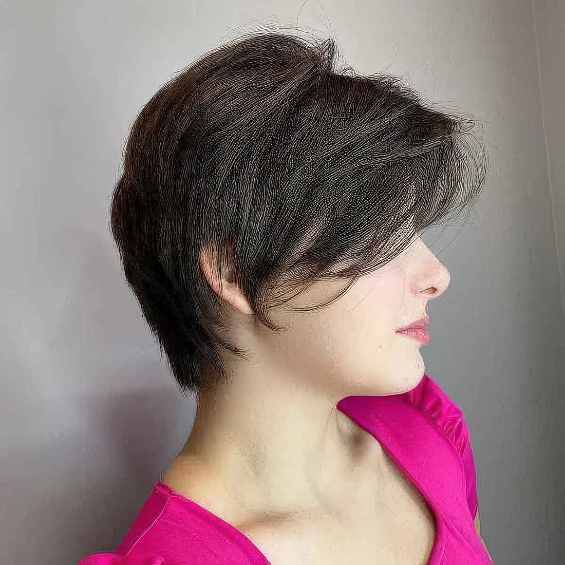 Photo showing airy bixie, with the hairstyle clearly visible.