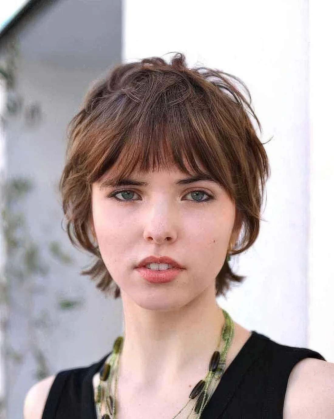 Photo showing shaggy bixie with fringe, with the hairstyle clearly visible.