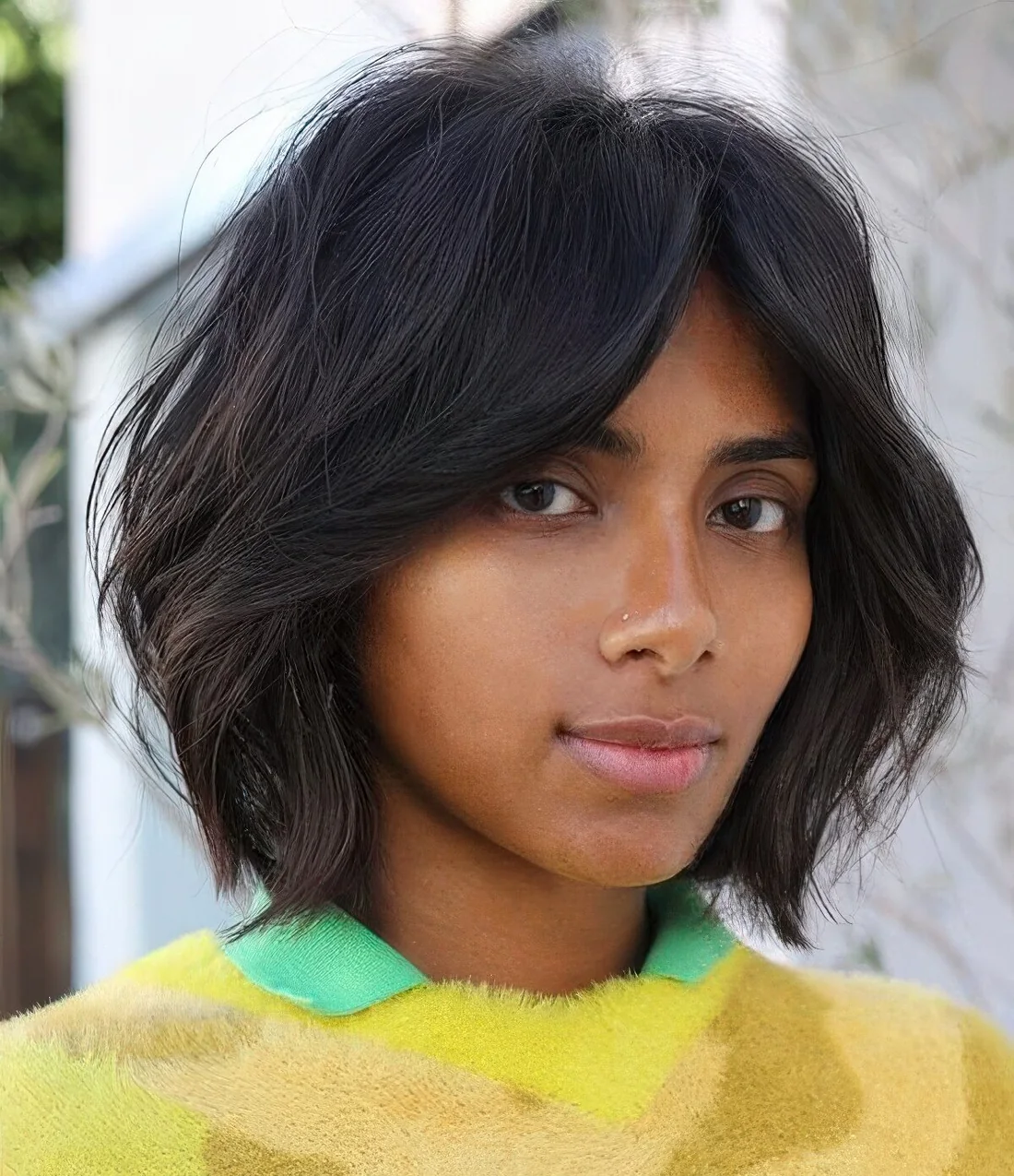 Volumetric midi bob with bottleneck bangs and some texture.