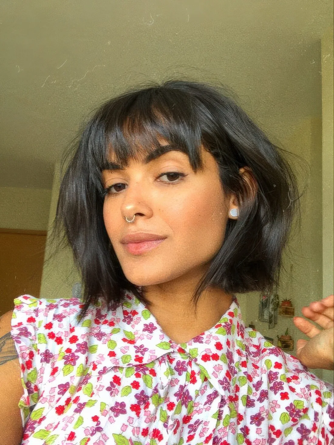 Photo showing black chin bob, with the hairstyle clearly visible.