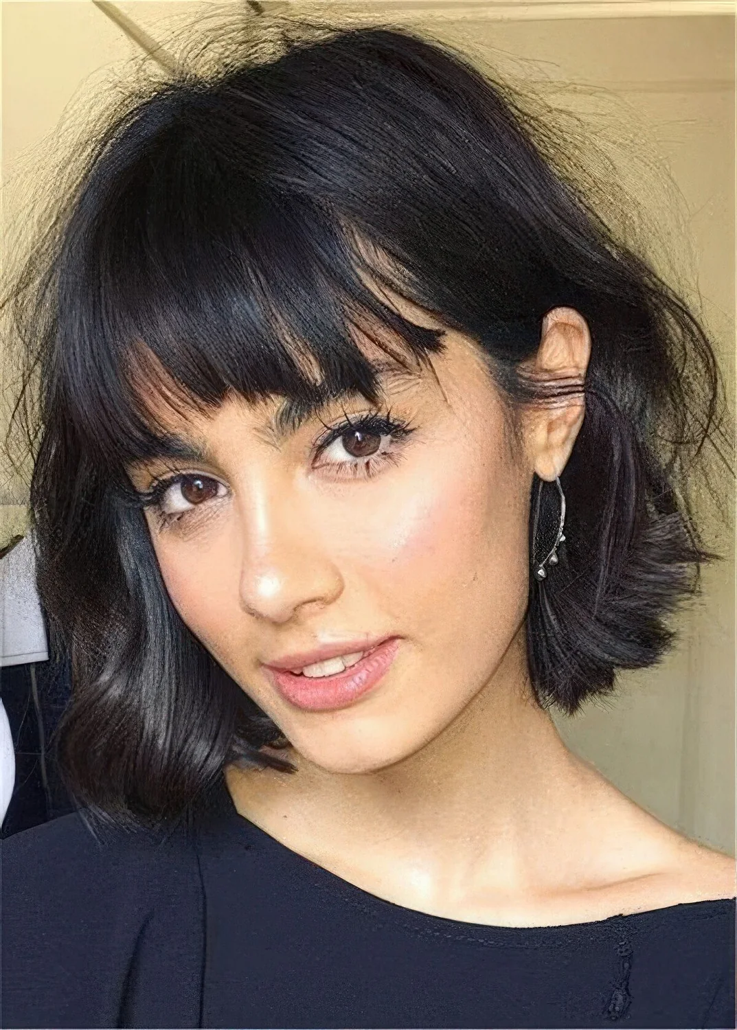 Feathered bob for a dimensional look.