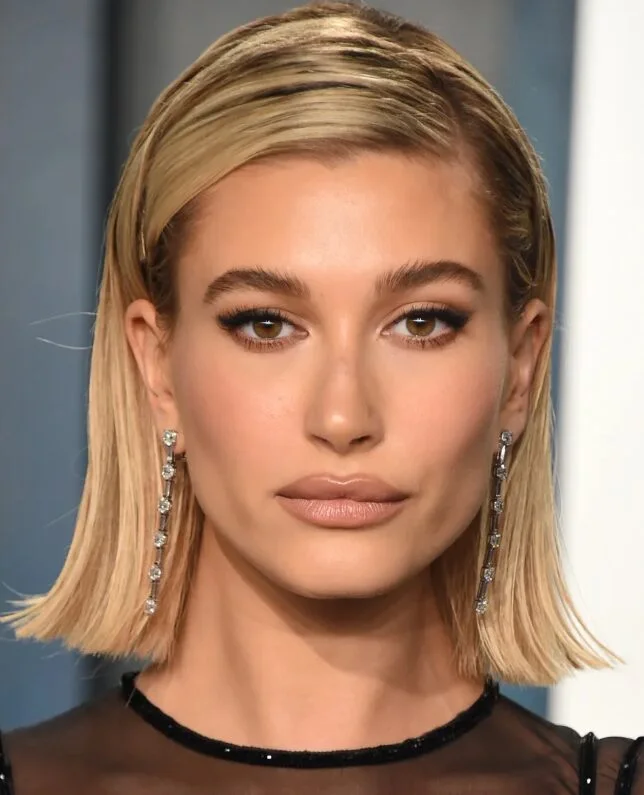 shoulder straight blonde lob shown as a hairstyles for going out idea
