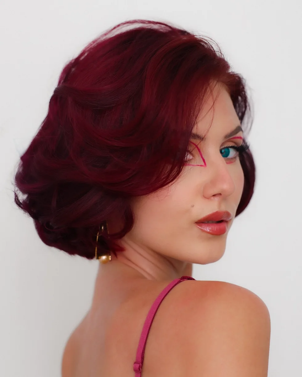jaw wavy auburn bob shown as a hollywood waves idea