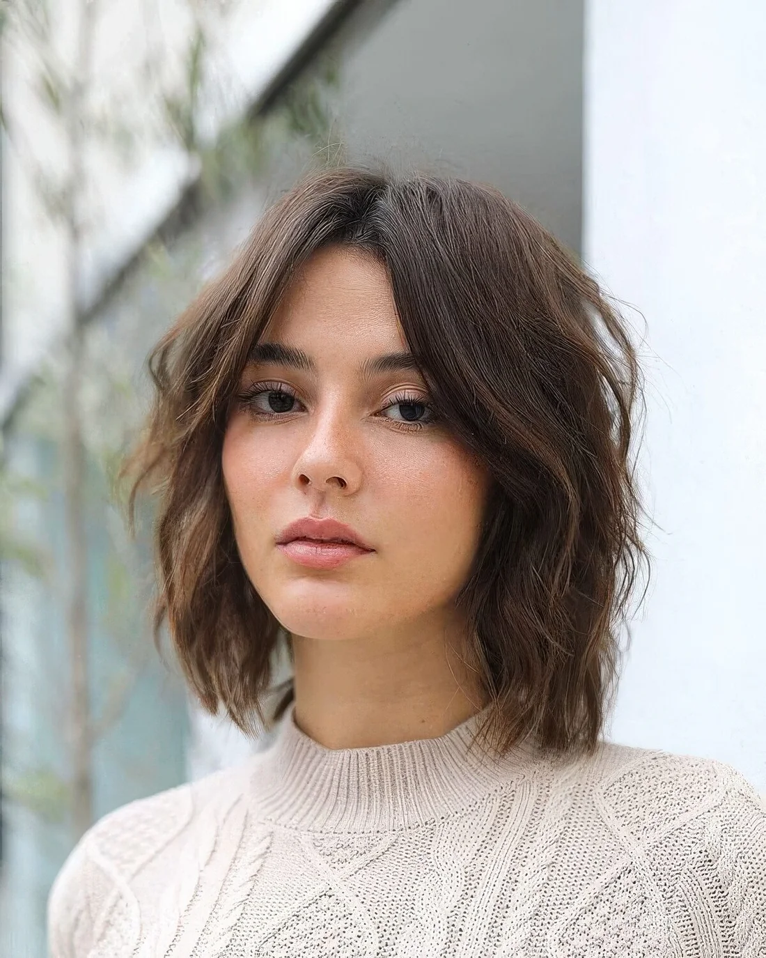 Photo showing layered bob haircut, with the hairstyle clearly visible.