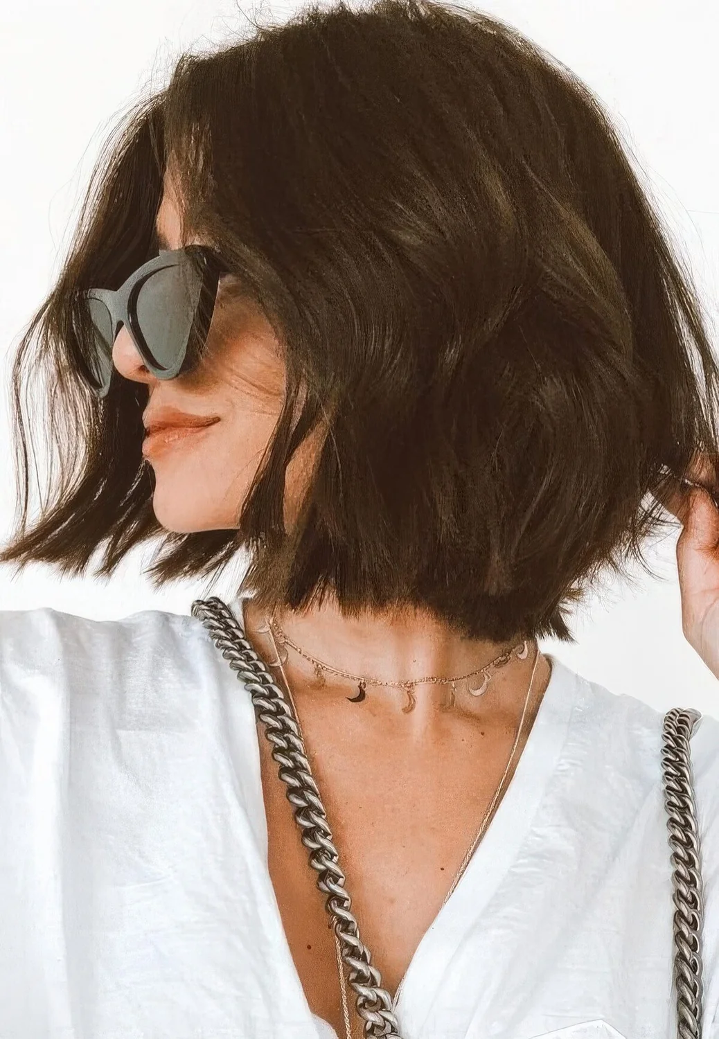 Photo showing layered bob hairstyle, with the hairstyle clearly visible.