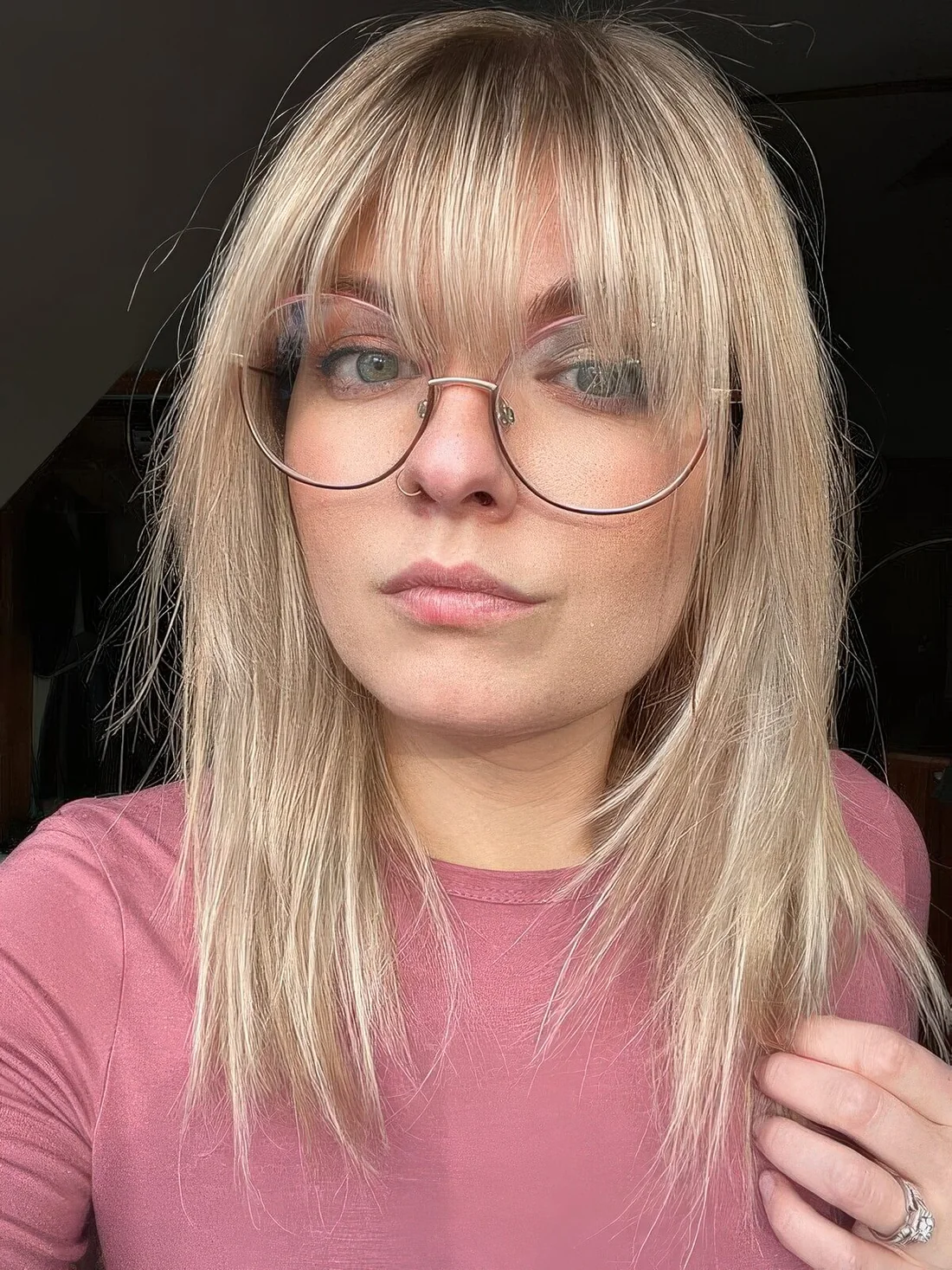 Photo showing piecey wispy fringe, with the hairstyle clearly visible.