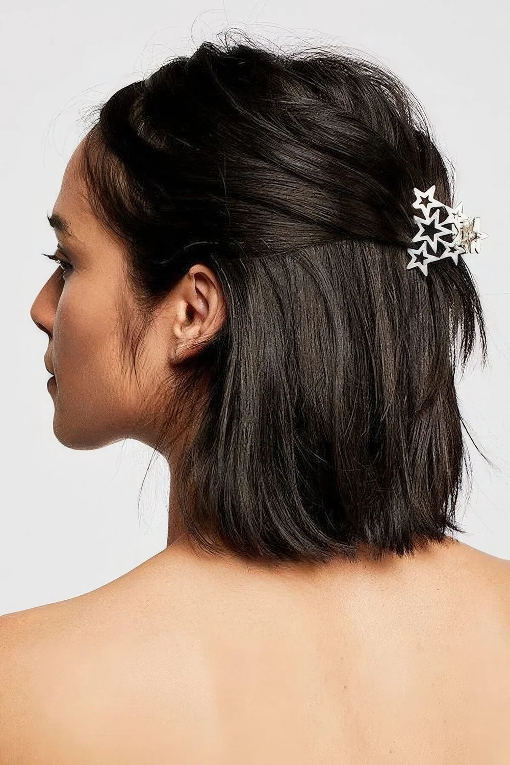 Photo showing bob star clip, with the hairstyle clearly visible.