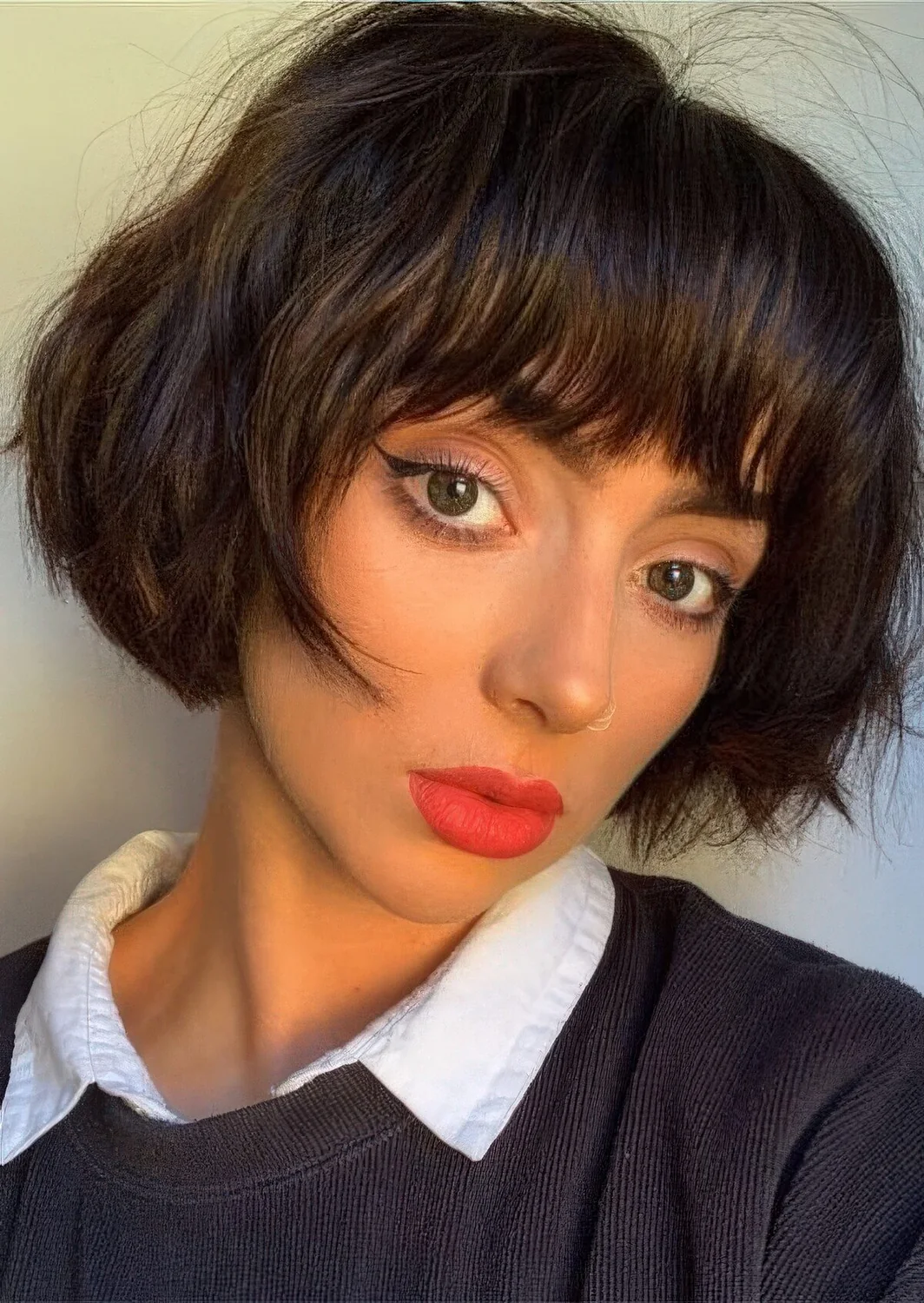 Photo showing messy texture bob, with the hairstyle clearly visible.