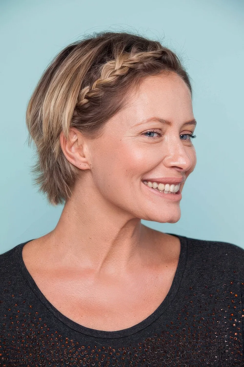 Photo showing layered short bob, with the hairstyle clearly visible.