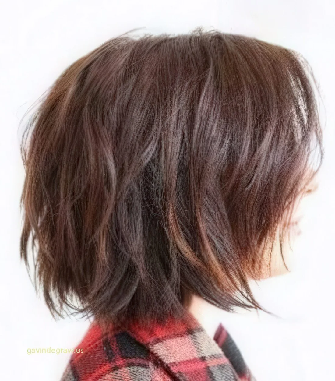 Photo showing layered and textured short bob, with the hairstyle clearly visible.