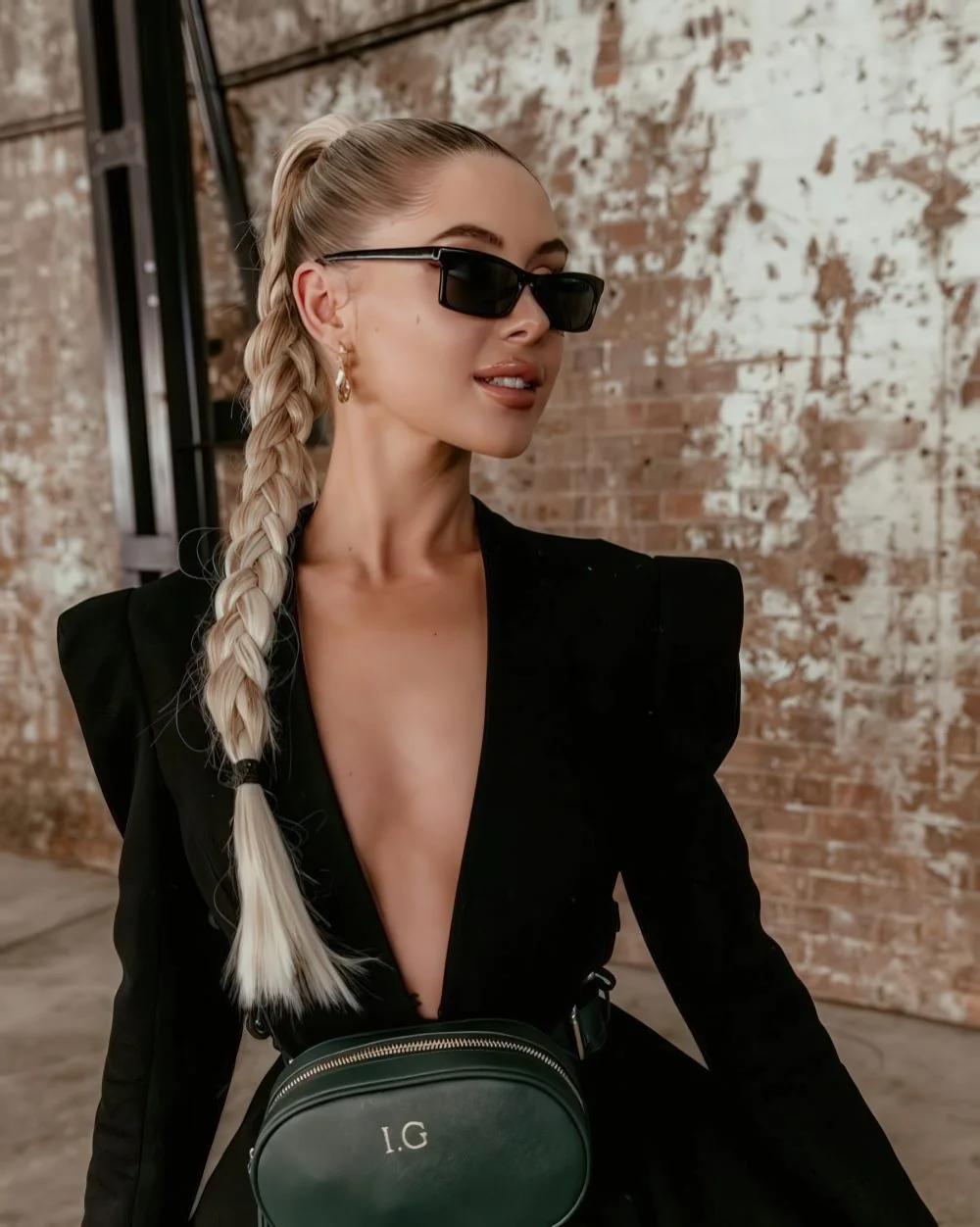 Photo showing high ponytail braid, with the hairstyle clearly visible.